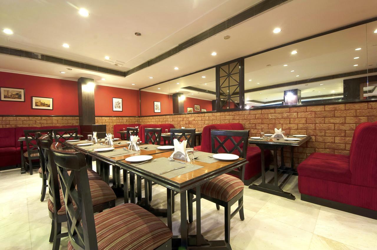 Hotel Regent Continental Делі Екстер'єр фото