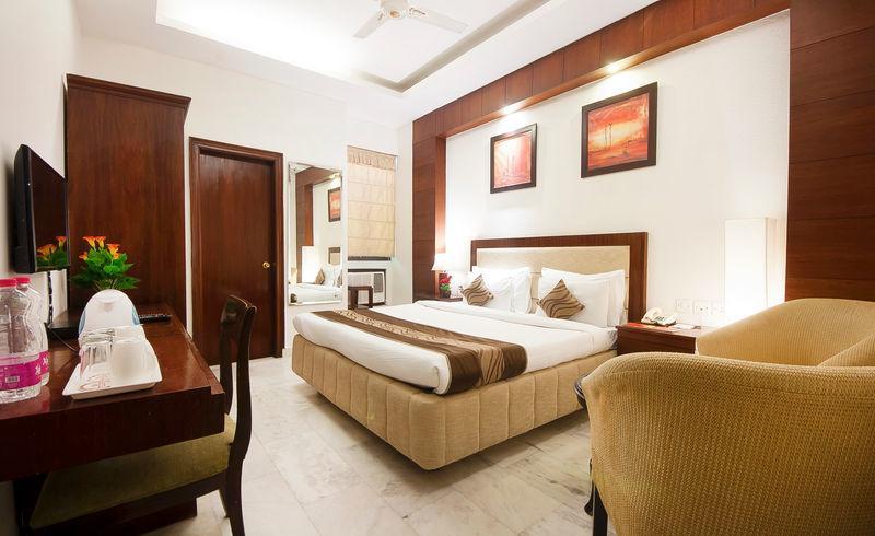 Hotel Regent Continental Делі Екстер'єр фото