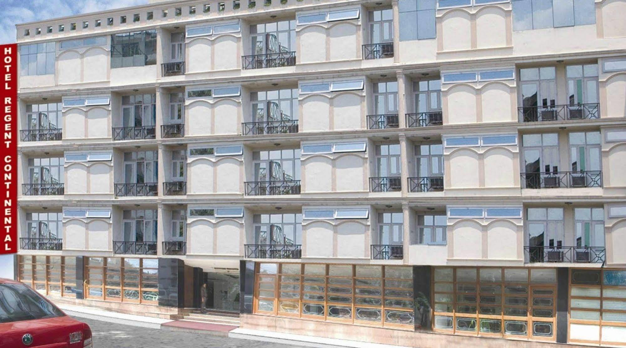 Hotel Regent Continental Делі Екстер'єр фото